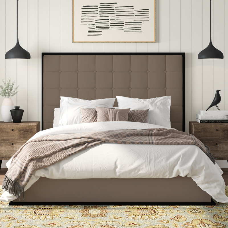 Harlow Queen Upholstered Platform Bed & Reviews AllModern